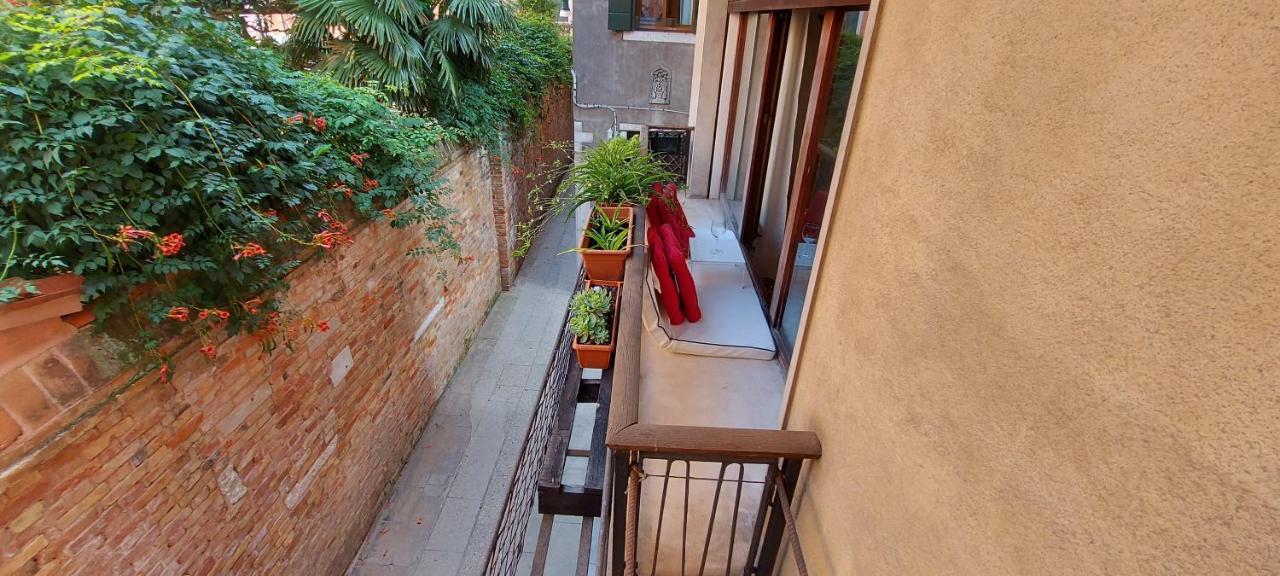Antico Rio Acqua Dolce Apartment Venice Ngoại thất bức ảnh
